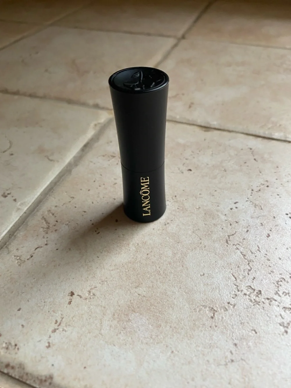 Lancôme L’Absolu Rouge Lipstick, 2 Lancôme Colour Focus eyeshadow, Mary Kay….. - Picture 2 of 3